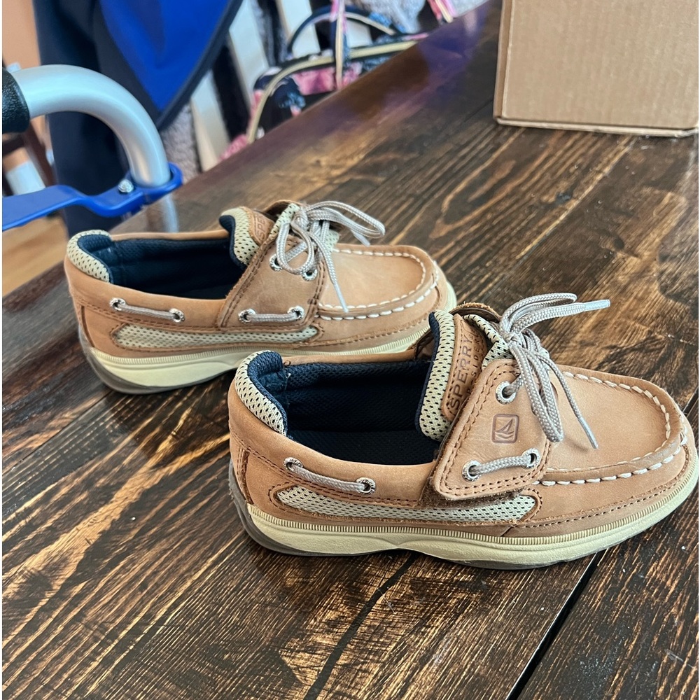 Sperry shoes.  11M.